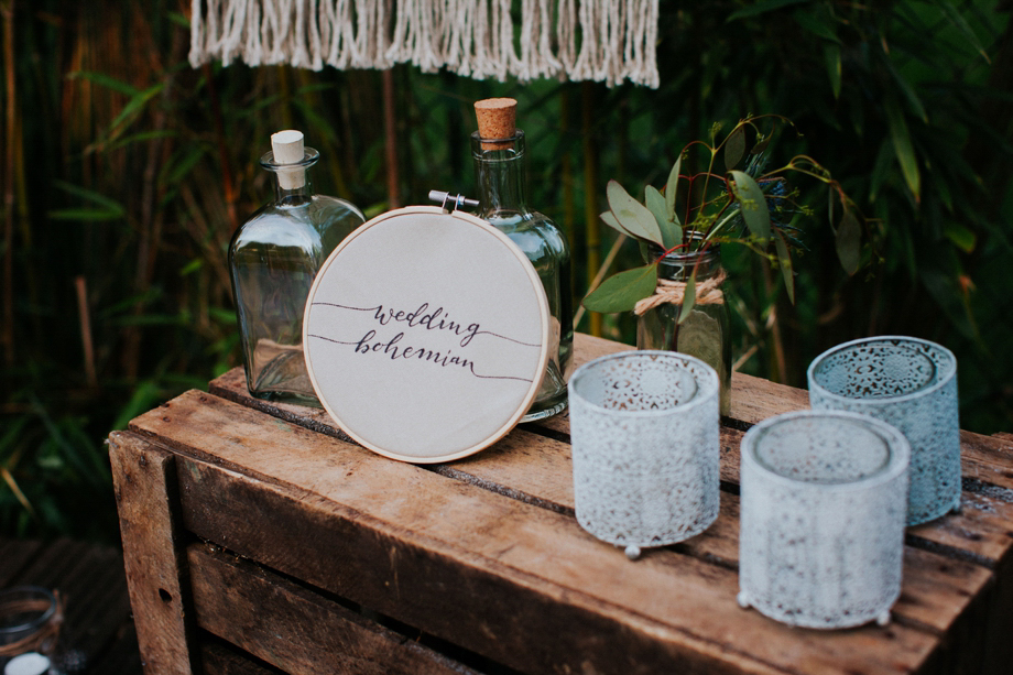 Décoration boho mariage dans un tipi