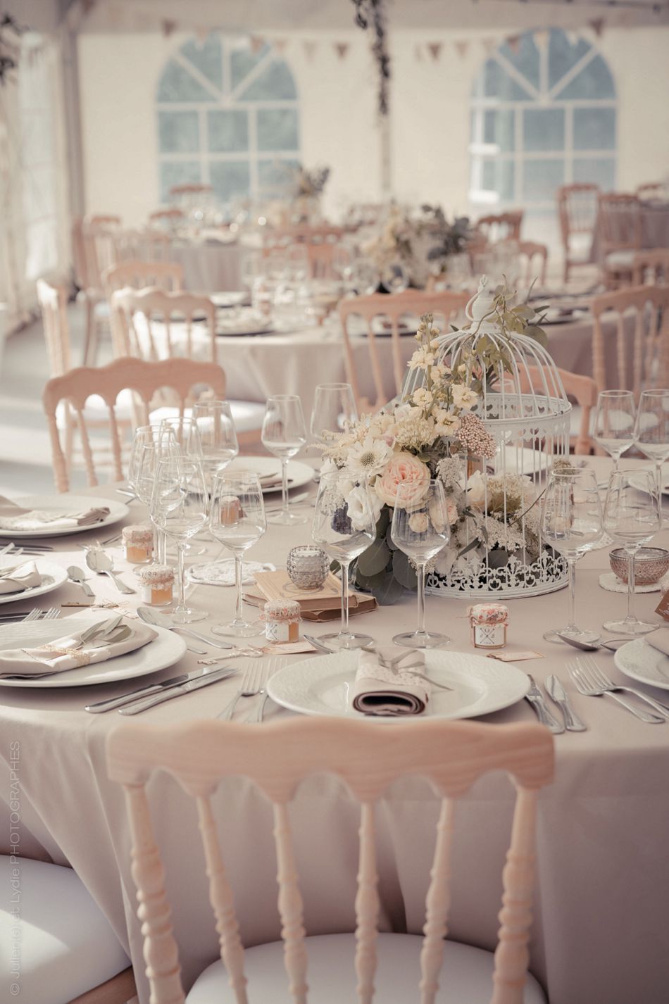 Mariage vintage pastel Relais du Gensbourg