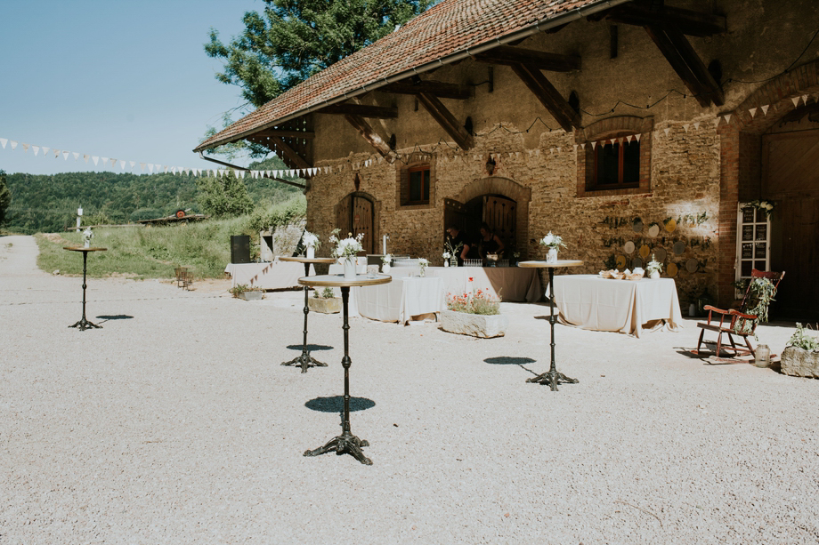 Mariage dans une grange au Morimont