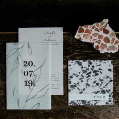 Faire-part de mariage minimaliste terrazzo