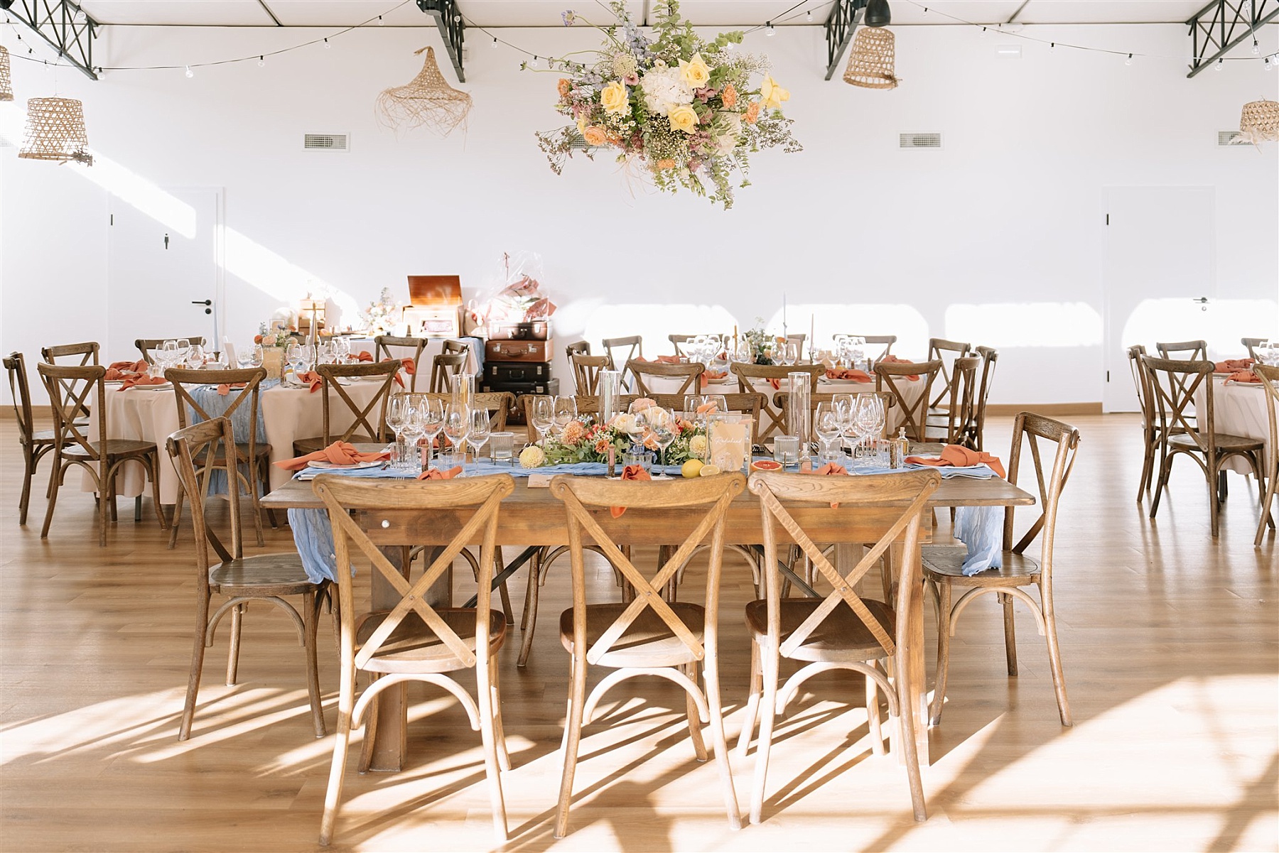 table d'honneur mariage vintage coloré orangerie du manoir